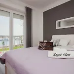 Royal View Apartment